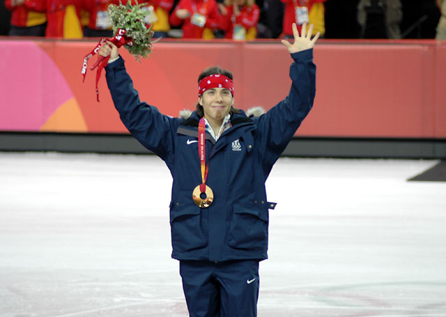 Apolo Ohno eats virgin coconut oil before a race