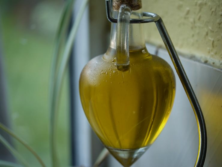 Cooking With Olive Oil Yay Or Nay The Healthy Home Economist