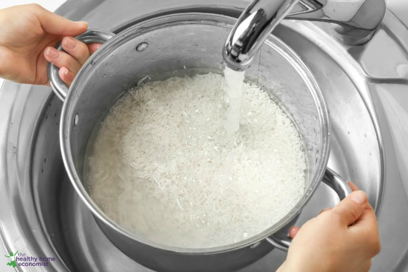 soaking white rice