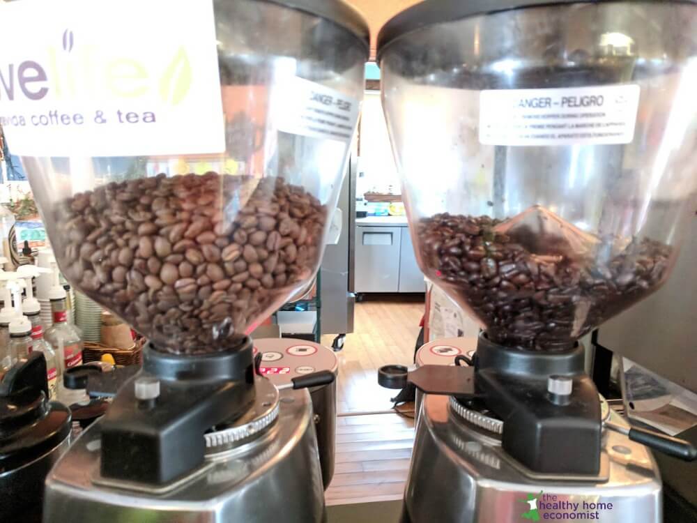 blonde vs dark roast coffee beans