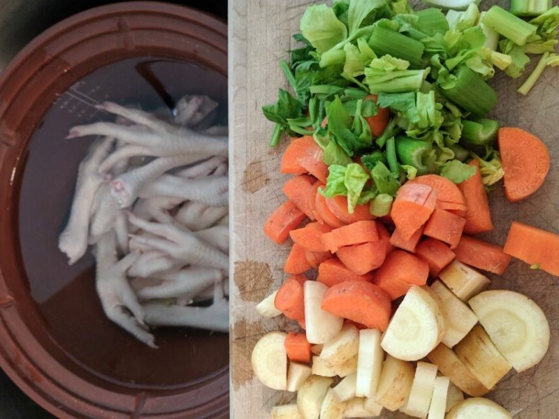 chicken feet soup in a pot