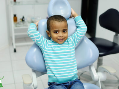 toddler with no cavities at dentist office