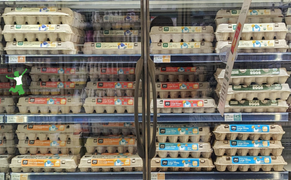 brands of organic washed eggs in healthfood store refrigerator