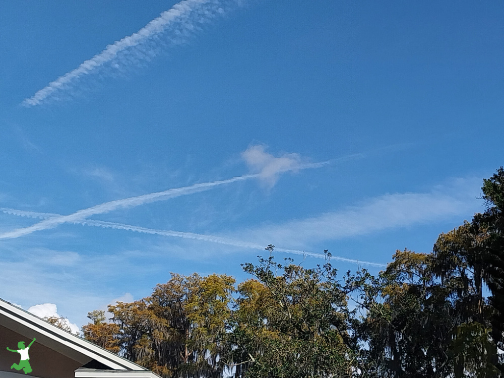 chemtrails in the skies above Tampa, Florida